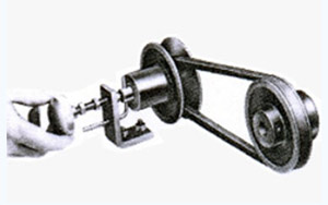 Entraneur au centre fixe  vitesse variable pour ceintures standard avec la section V
